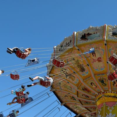 Bild vergrößern: Karussell